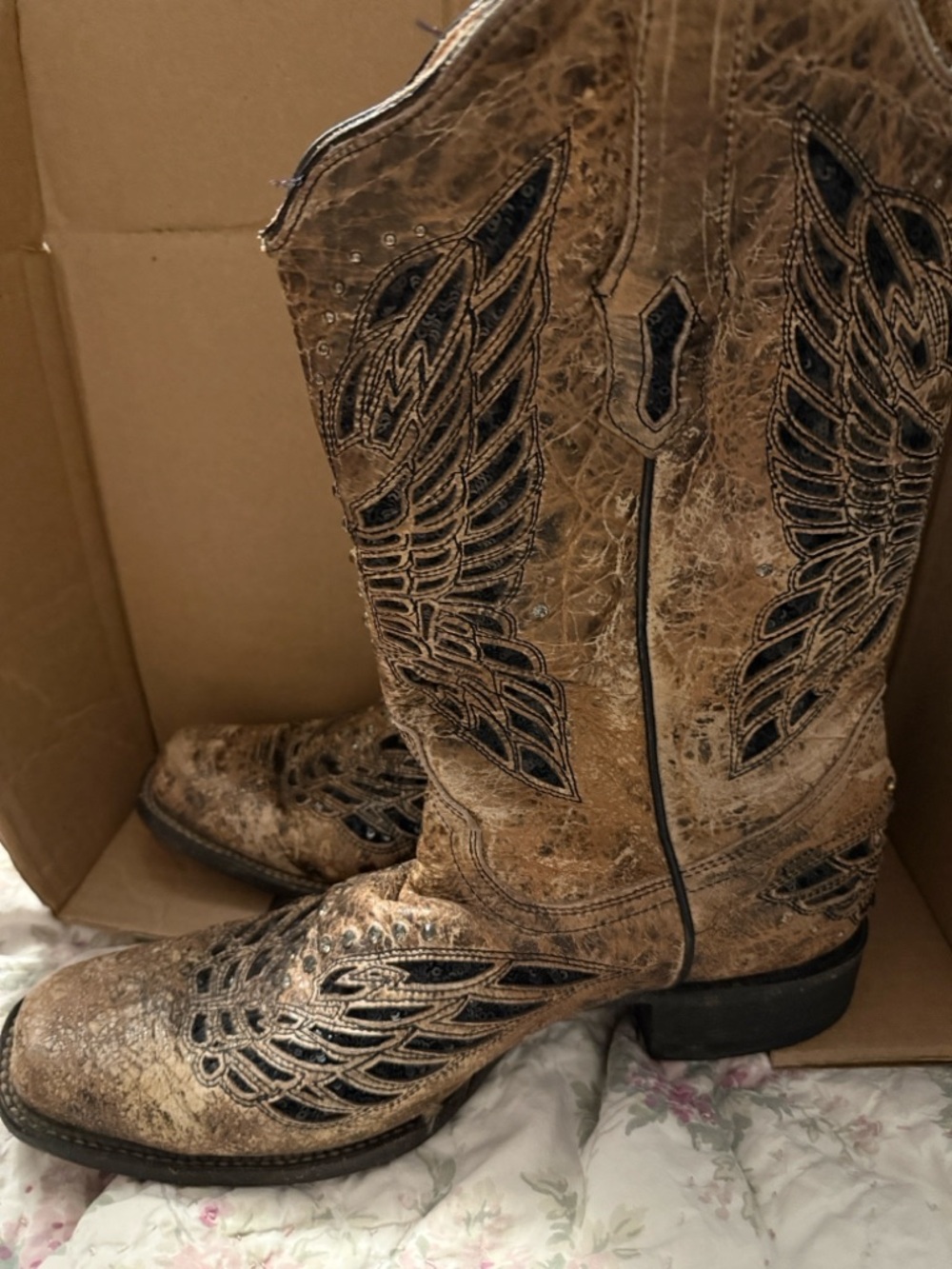 Corral! Rust Brown Wing-Embroidered Leather Heeled Boots